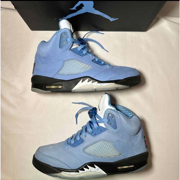 Size 10 - Nike Air Jordan 5 Retro SE UNC Men's Shoes - Picture 2 of 11